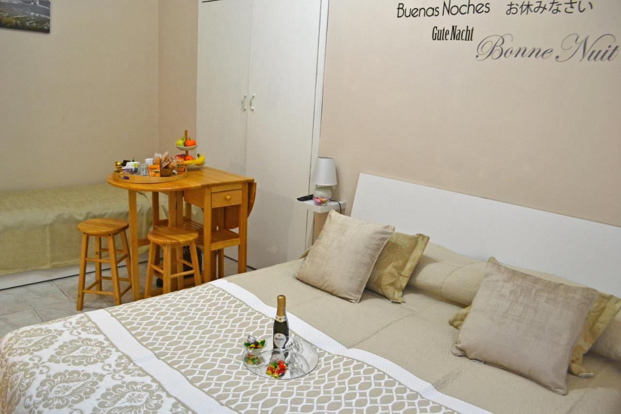 B&B Napoli Campagnari Bagian luar foto