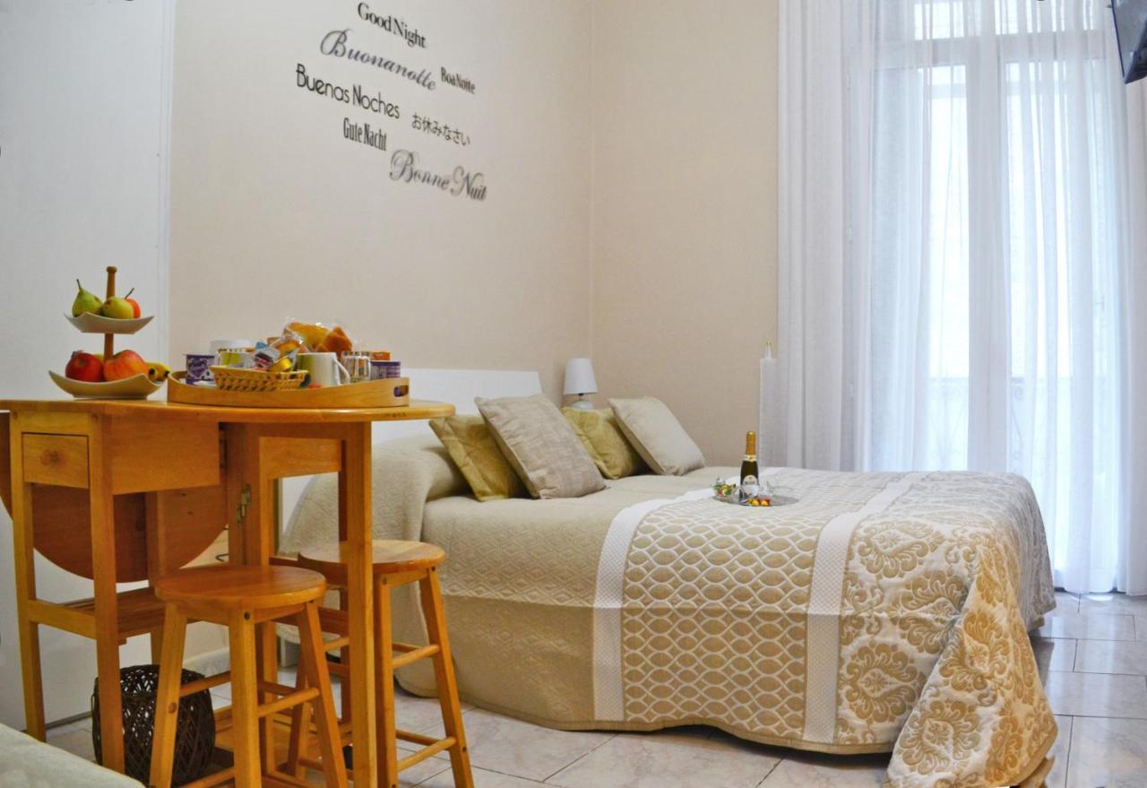 B&B Napoli Campagnari Bagian luar foto